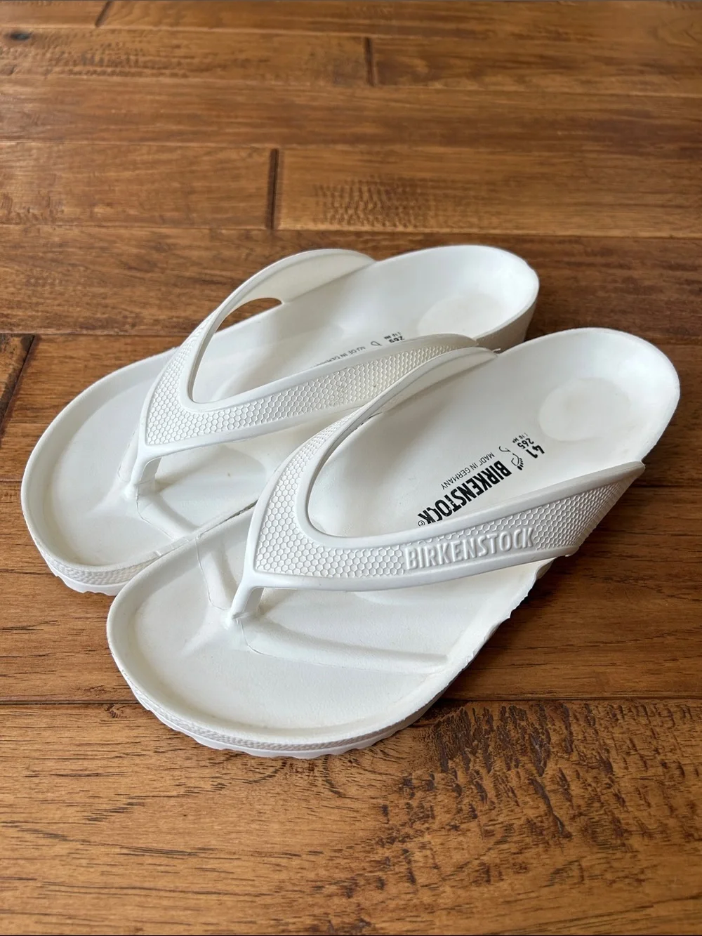 Birkenstock honolulu essentials